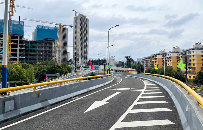 1690784102735304.jpg 小圖現(xiàn)場(chǎng)圖片(攝影:陳超源).jpg